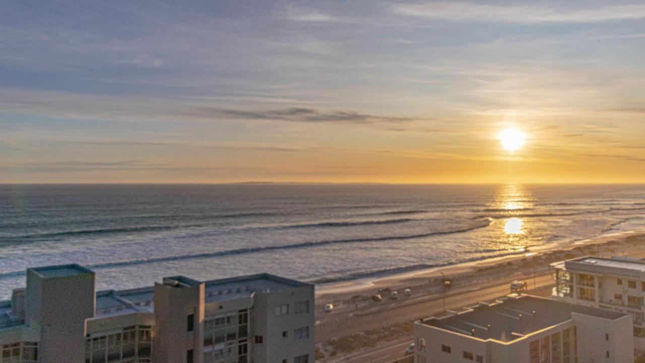 Oceanview Holiday Accommodation Bloubergstrand Exterior foto