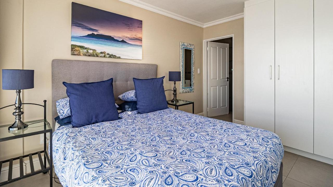 Oceanview Holiday Accommodation Bloubergstrand Exterior foto